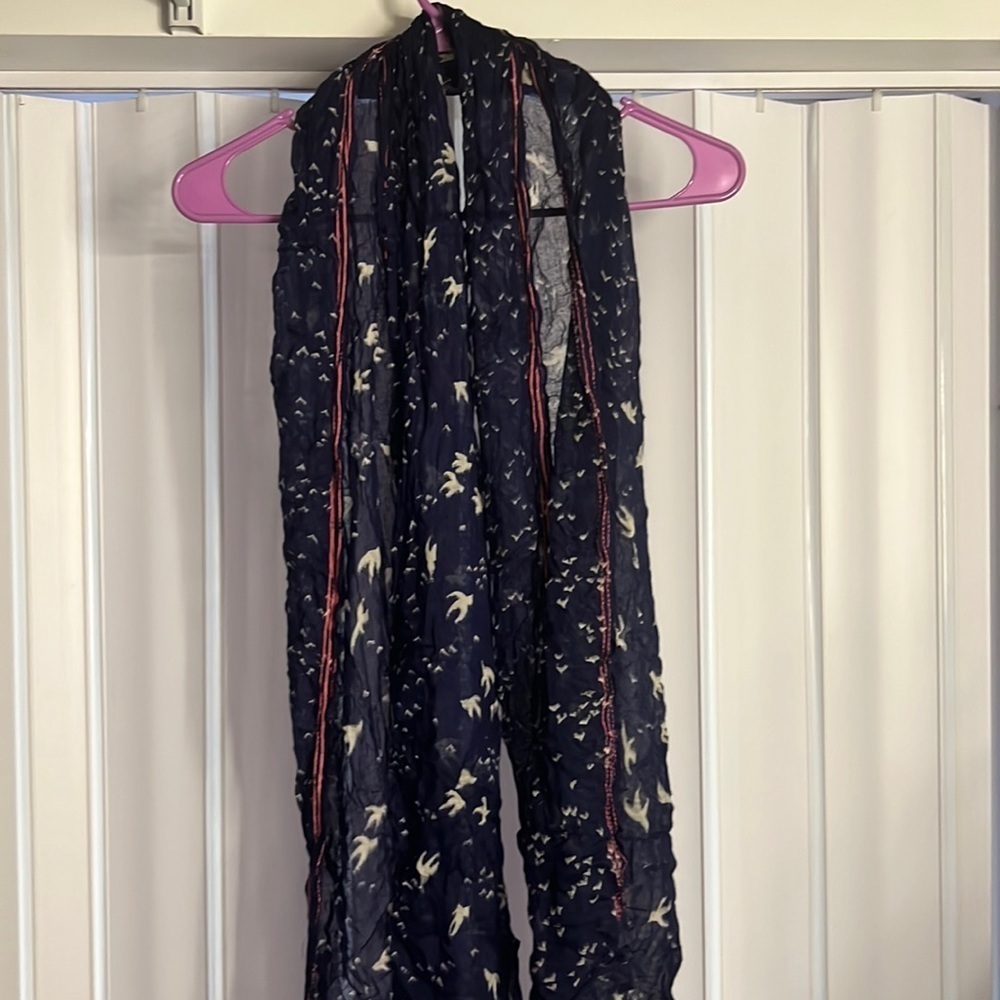 AEO Scarf
